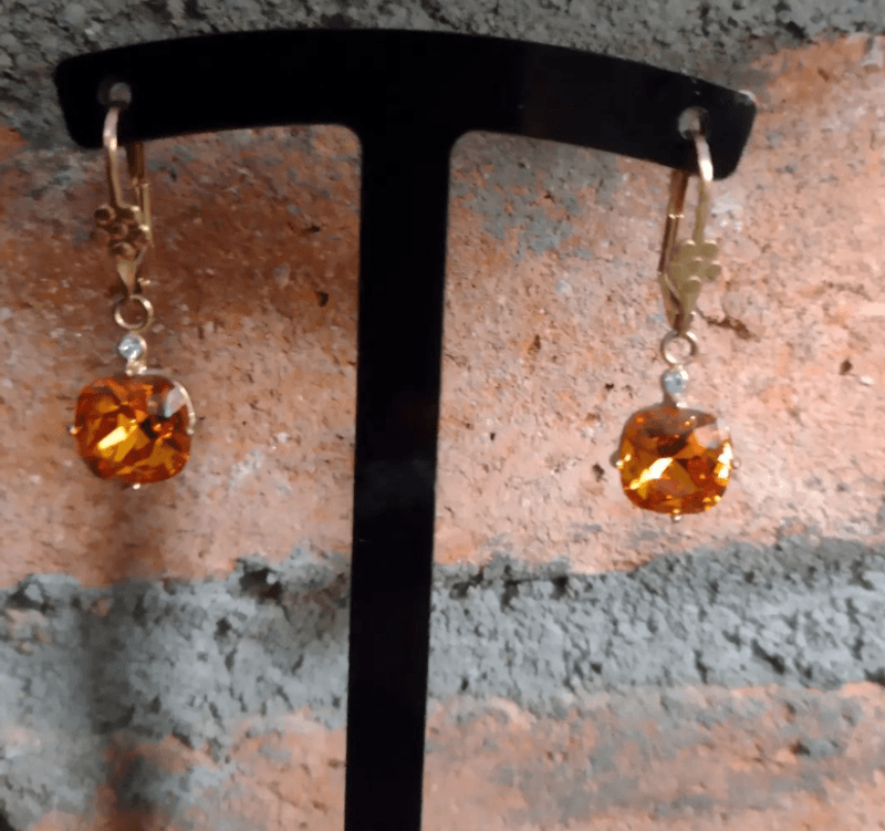 Farmhousedesign Oransje Øredobber