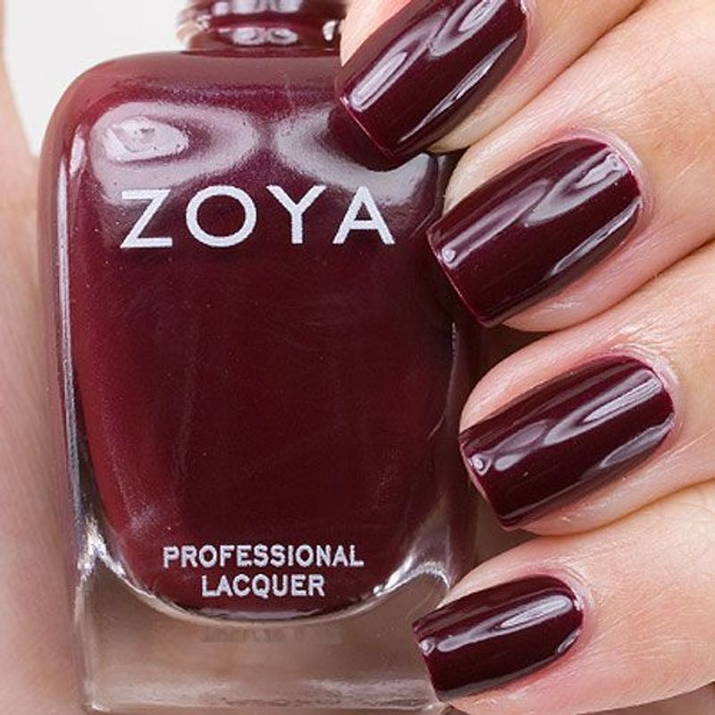 Zoya negllakk Nora